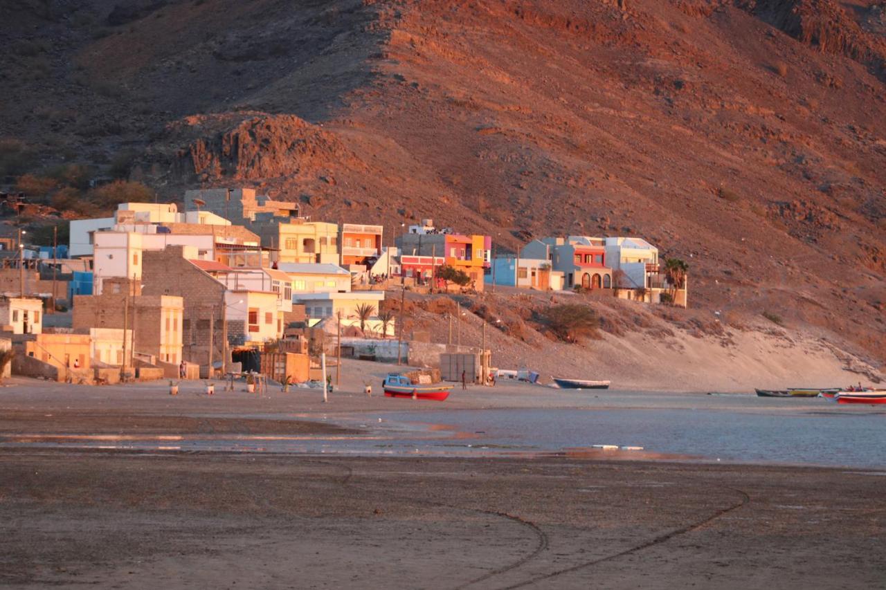 Rose'S Place Mindelo Buitenkant foto