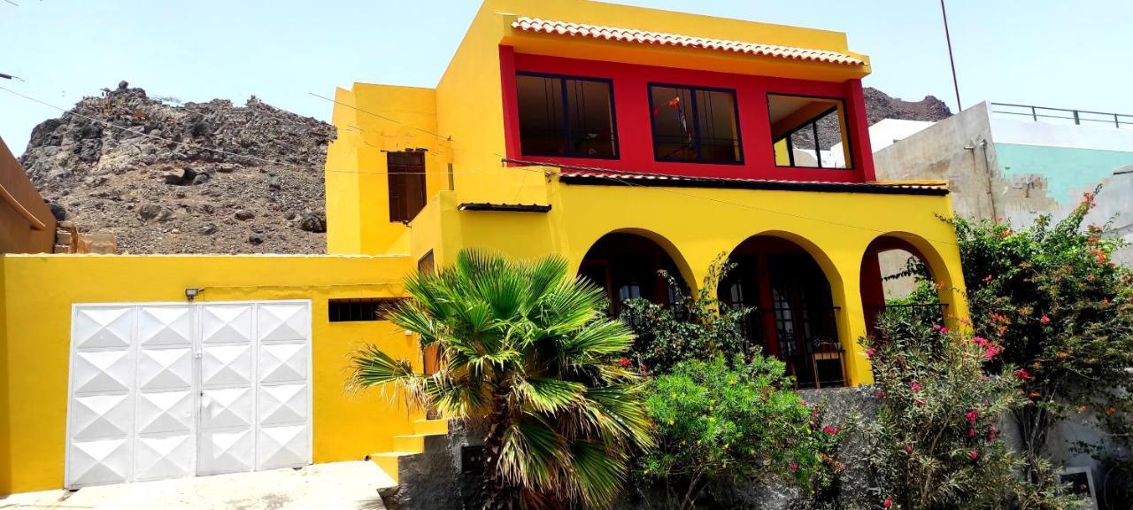 Rose'S Place Mindelo Buitenkant foto